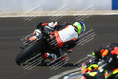 media/Sep-05-2025-CRA (Fri) [[b1fe00145a]]/1145am (Turn 6 Entrance)/